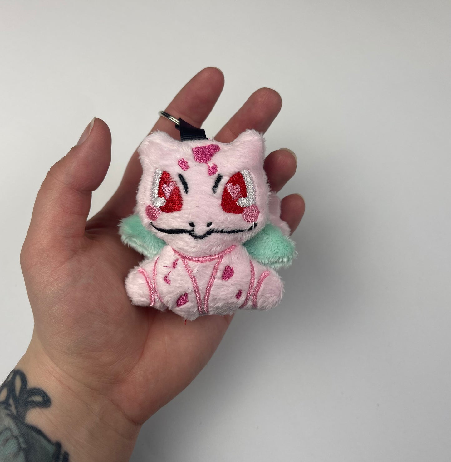Sitting Flower Frog Plush Charm Keychain, Sakura, Blossom, Animal Monsters, Handmade Plushie Keychain, Made to Order