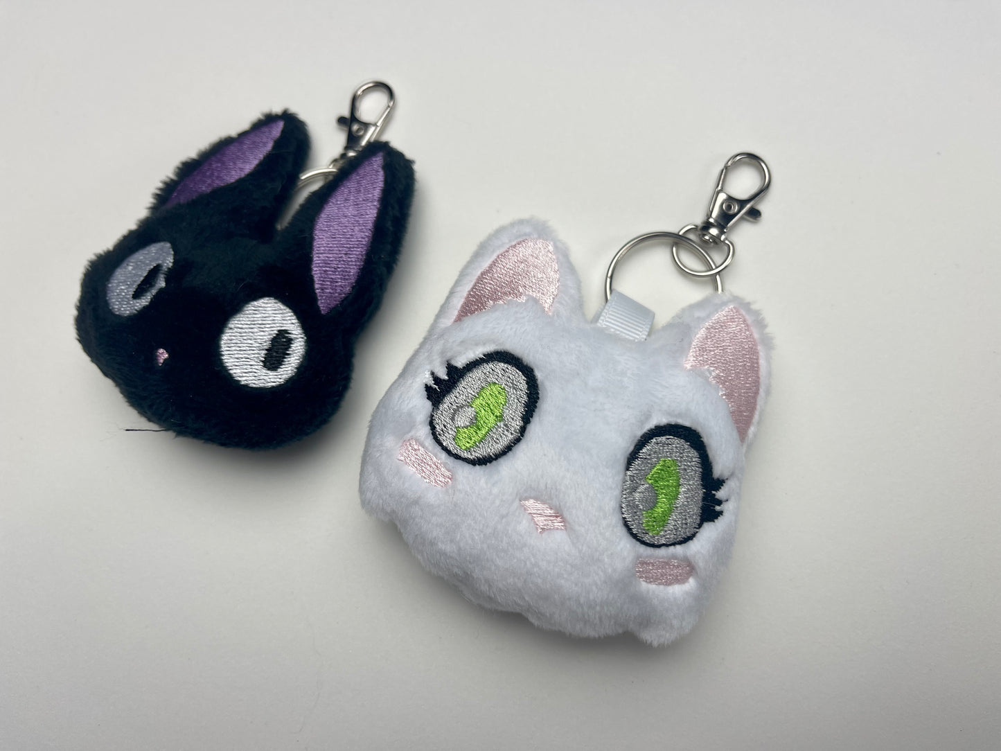 Couples Black and White Charm Keychain, Cat, Animal Monsters, Anime Themed, Handmade Plushie Keychain, Made to Order